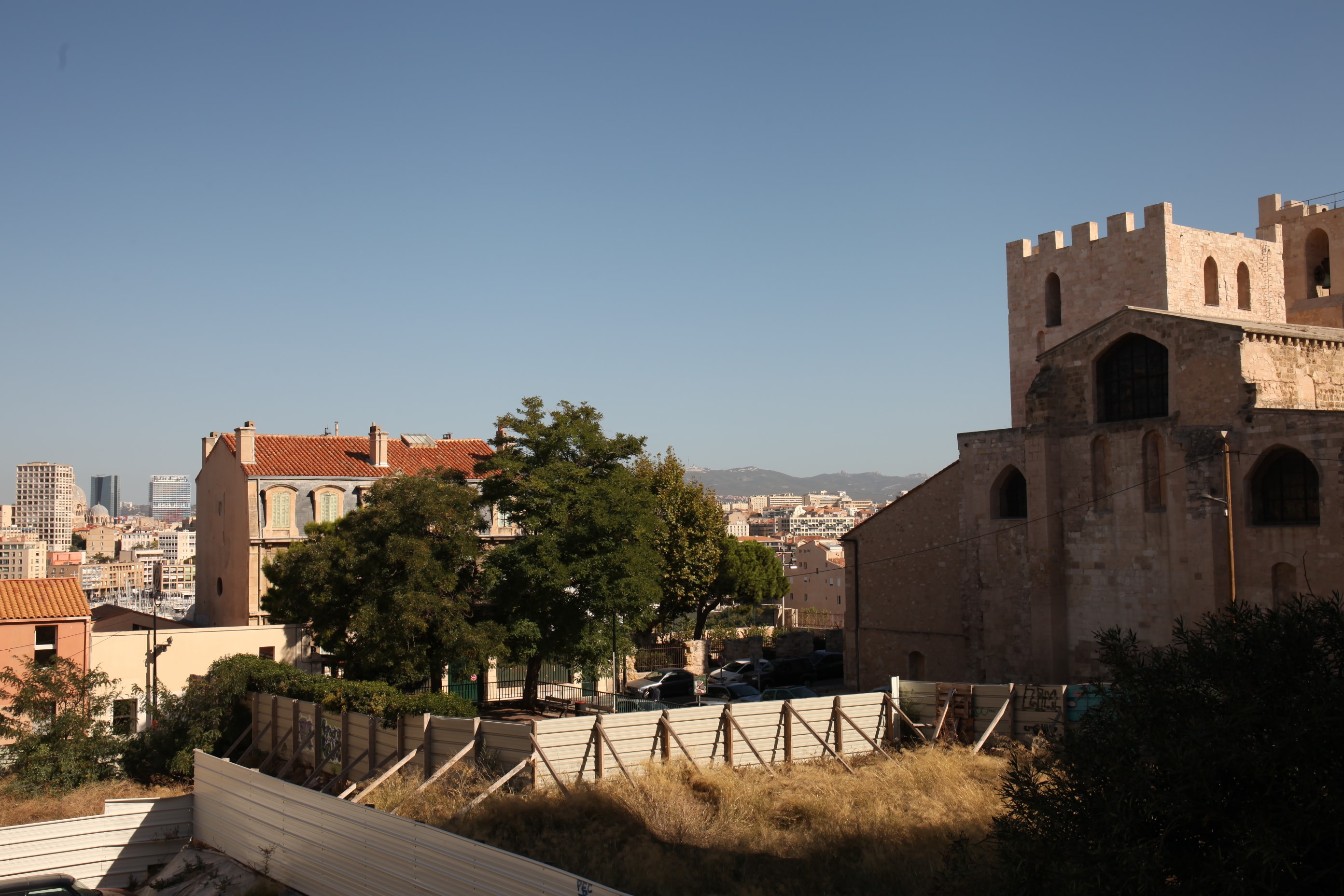 VENDU - 7e - Saint Victor - T3 avec vue sur l'Abbaye - 189 000 €