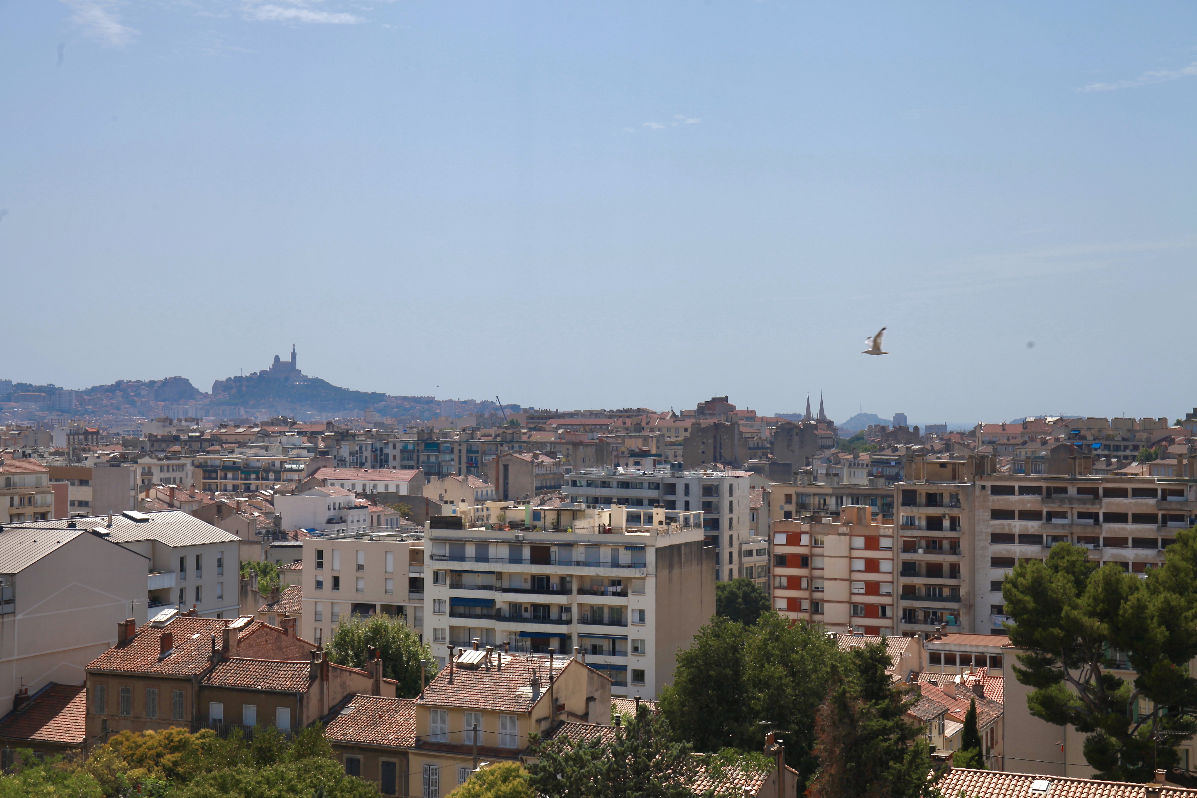 Vendu - 4e - Blancarde - T4 - balcons - vue dégagée - 239 000 € Vendu - 4e - Blancarde - T4 - balcons - vue dégagée - 239 000 €