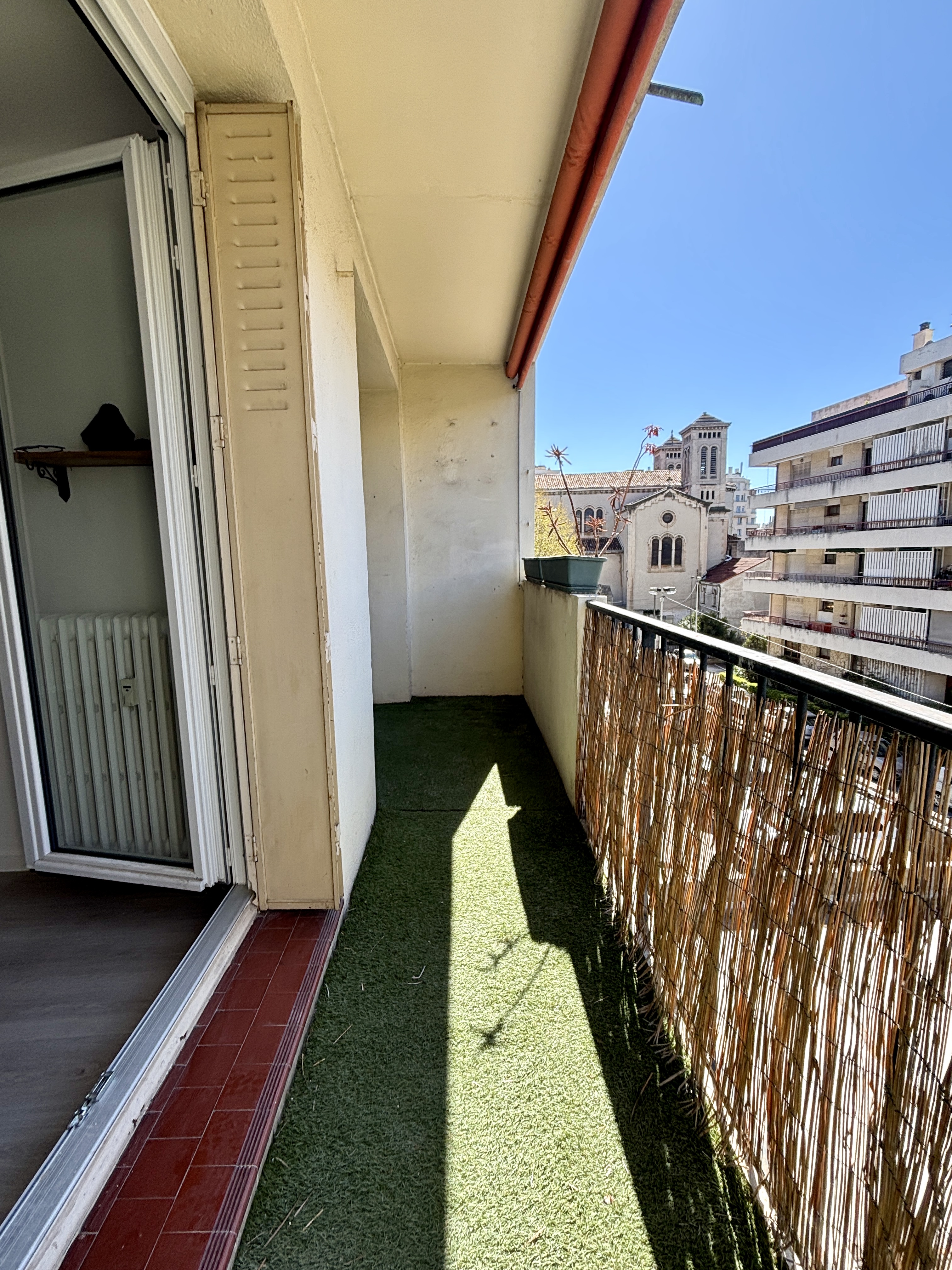 4 e- Blancarde- T3 avec balcon -  175 000 €