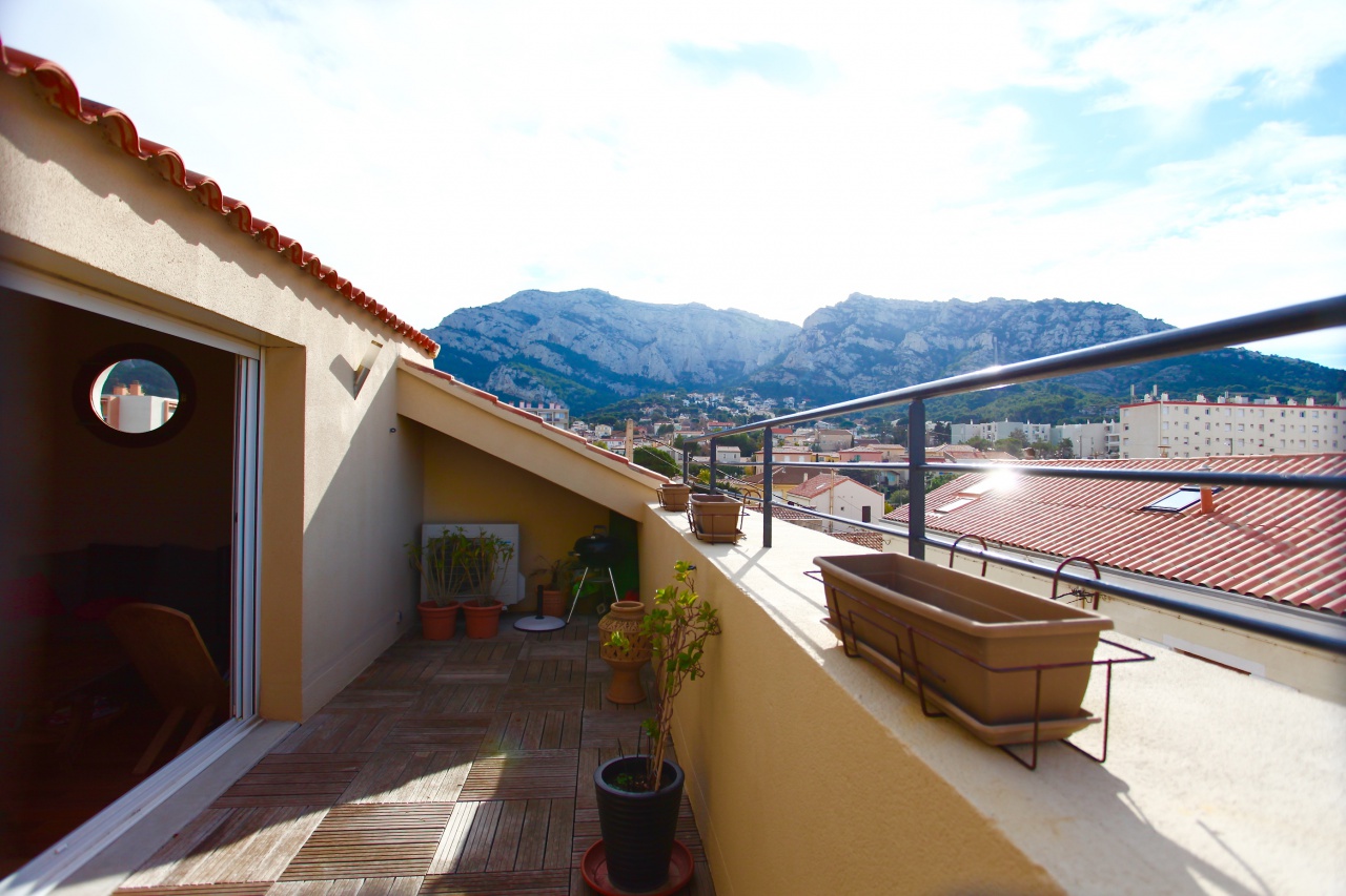 Duplex avec terrasse & vue mer - Parkings